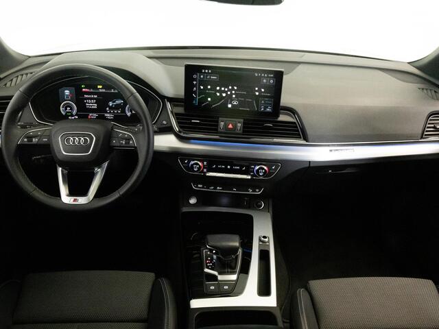 Audi Q5 S-Line 55 TFSI e 367 PK | Matrix LED | Panoramadak | Trekhaak | Keyless | Achteruitrijcamera |