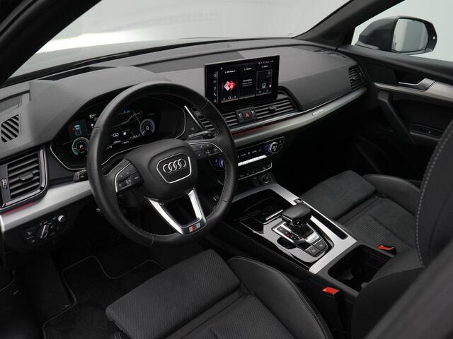 Audi Q5 55 TFSI e 367PK S edition | S-Line interieur/exterieur | Panoramadak | Trekhaak wegklapbaar | Elektr. verstelbare voorstoelen | Head-up display |