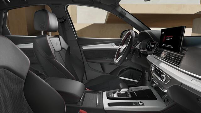 Audi Q5 Sportback S edition Competition 50 TFSI e 220 kW / 299 PK SU panoramadak, assitentiepakket tour&parking, B&O soundsysteem, luchtvering, leder/alcantara interieur, optiekpakket zwart plus, rode stiksels interieur