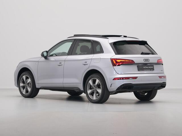 Audi Q5 50 TFSI e S-line Panoramadak Camera Blackpack B&O Carplay Headup Display