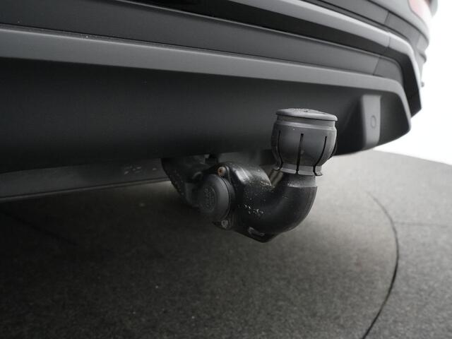 Audi Q5 Sportback 55 TFSI e 367 pk S-tronic S edition | Panoramadak | Trekhaak | Luchtvering | Matrix LED | Stuur-/stoelverwarming | Achteruitrijcamera