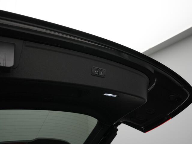 Audi Q5 55 TFSI e 367 pk S-tronic S edition | Panoramadak | Luchtvering | Matrix LED | Geheugenstoel | Leder/alcantara | Achteruitrijcamera