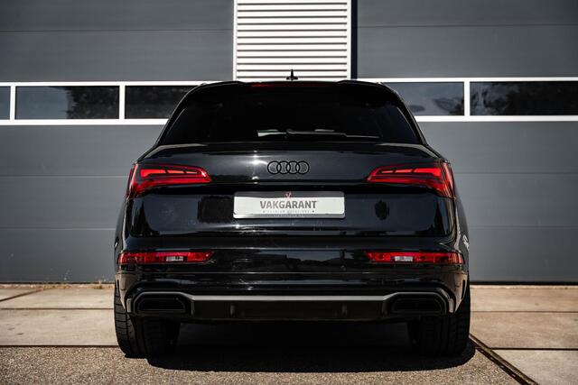 Audi Q5 55 TFSI e quattro Competition Rs Zetels | panorama | Luchtvering | ACC | B&O