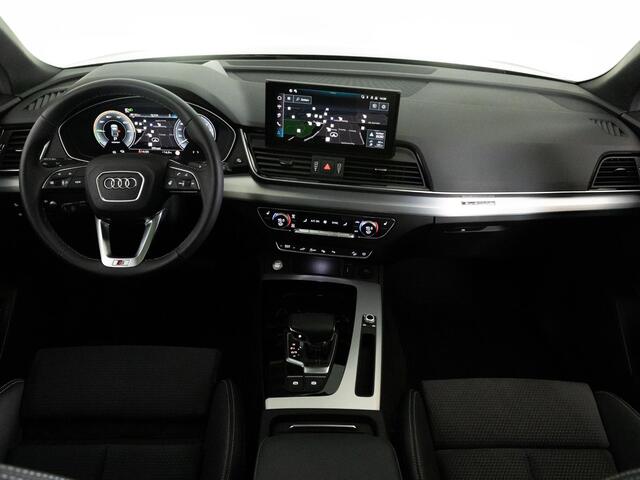 Audi Q5 S-Line 55 TFSI e 367 PK QUATTRO | LED Matrix | Panoramadak | Head-Up | Trekhaak | 360 Camera |