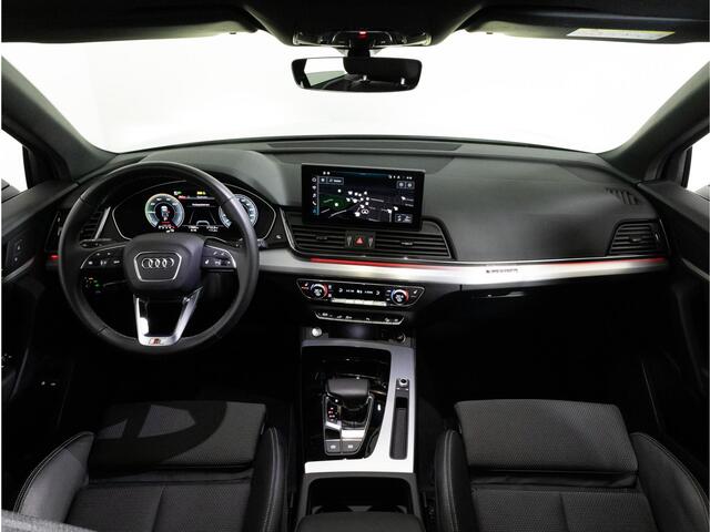 Audi Q5 S-Line 50 TFSI e 299 PK QUATTRO | Panoramadak | Black Edition | Stoelverwarming | Side-Assist | LED Matrix | Adaptieve Cruise |