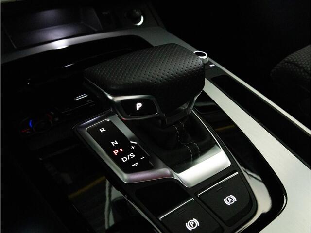 Audi Q5 S-Line 50 TFSI e 299 PK QUATTRO | Panoramadak | Black Edition | Stoelverwarming | Side-Assist | LED Matrix | Adaptieve Cruise |
