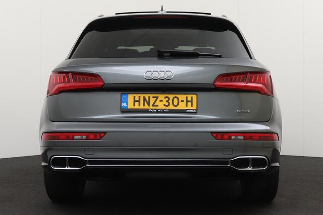 Audi Q5 55 TFSIe Quattro S-Line Pano-dak Luchtvering Trekhaak Bang&Olufsen
