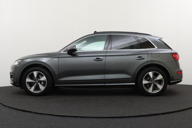 Audi Q5 55 TFSIe Quattro S-Line Pano-dak Luchtvering Trekhaak Bang&Olufsen