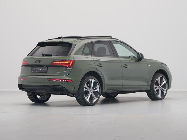 Audi Q5 50 TFSI e 220 kW / 299 pk Panoramadak B&O Camera Trekhaak Leer/alcantara Stoelverwarming