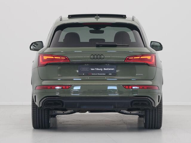 Audi Q5 50 TFSI e 220 kW / 299 pk Panoramadak B&O Camera Trekhaak Leer/alcantara Stoelverwarming