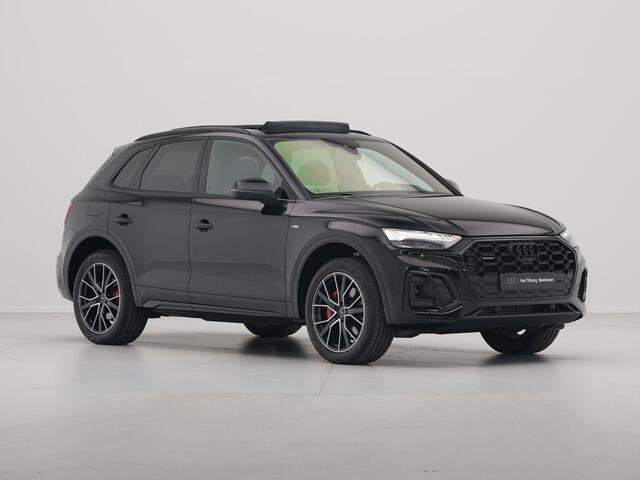 Audi Q5 55 TFSI e PHEV 367 pk S edition Competition Panoramadak Camera B&O Park Assist Trekhaak