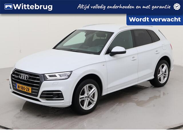 Audi Q5 50 TFSI e quattro S edition Metallic/ PHEV/ Digitale Cockpit/ S line Int. + Ext. / Elec. Klep/ Afn. haak/ Parkeersensoren/ 19 lmv