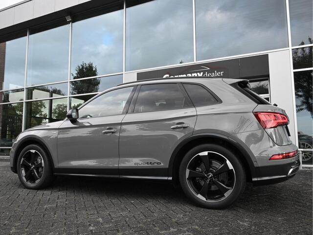 Audi Q5 50TDI 286pk Quattro S-Line + Design Black optic Lucht Pano Carbon Keyless Camera 20-Inch