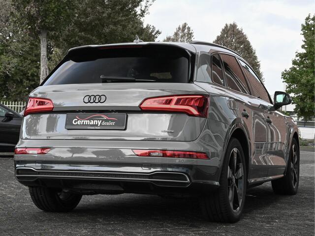 Audi Q5 50TDI 286pk Quattro S-Line + Design Black optic Lucht Pano Carbon Keyless Camera 20-Inch