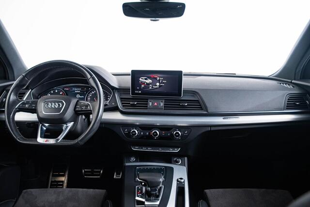 Audi Q5 2.0 TFSI quattro Sport Pro Line S S Line - Trekhaak - MMI navigatie plus - Verwarmbare voorstoelen - Pre sense basic - Interieurvoorverwarming - Parkeerhulp plus - Lichtpakket 2 - Buitenspiegels elektrisch verwarmbaar -