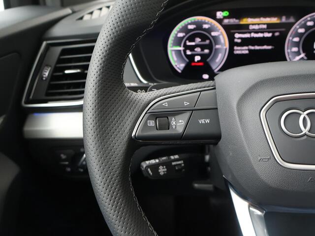 Audi Q5 S edition Competition 50 TFSI e 220 kW / 299 PK SU