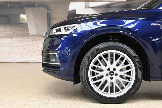 Audi Q5 2.0 TFSI 252pk quattro Launch Edition 29 MEI GESLOTEN I.V.M. HEMELVAARTSDAG | Panoramadak | Matrix LED | Elek. sportstoel | 100% (Dealer) onderhouden label | ALL-IN RIJKLAARPRIJS