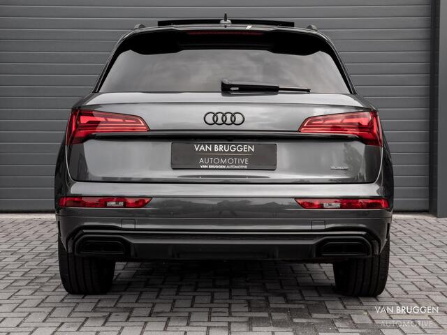 Audi Q5 50 TFSI e S-Line Pano Trekhaak Camera BTW ACC Sfeer CarPlay