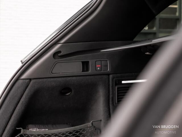 Audi Q5 50 TFSI e S-Line Pano Trekhaak Camera BTW ACC Sfeer CarPlay