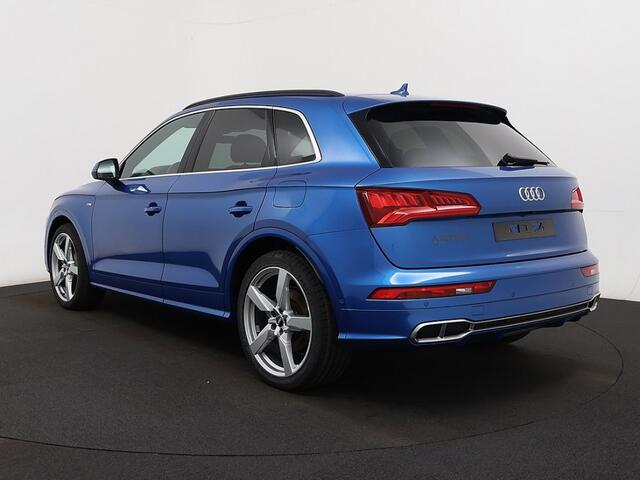 Audi Q5 55 TFSI e quattro Competition Sport | LED Matrix | Pano | Luchtvering | B&O | Trekhaak | Stoelverwarming | Hulppakket stad + tour | Standkac 10-2020 93.320 KM