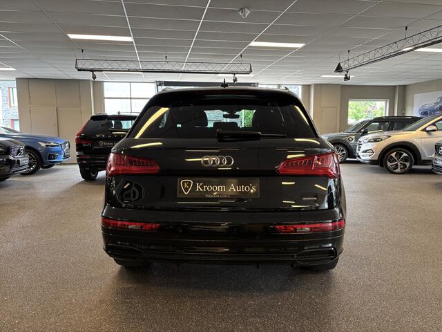 Audi Q5 50 TFSI e quattro S edition / Luchtvering / Panoramadak / Leder / Navigatie / LED / Dab+ / 20 inch - Elek Trekhaak -