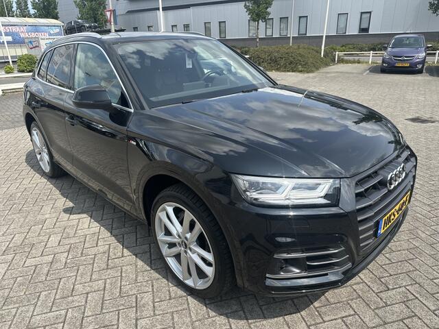 Audi Q5 55 TFSI e quattro Competition S-Line Carplay Adaptive Cruise