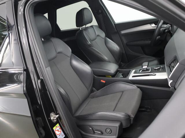 Audi Q5 50 TFSI e quattro S Line | Luchtvering | Parkeercamera| Navigatiesysteem | Elektr. Verstelbare Sportstoelen Met Geheugen | Cruise Control | Climate Control |