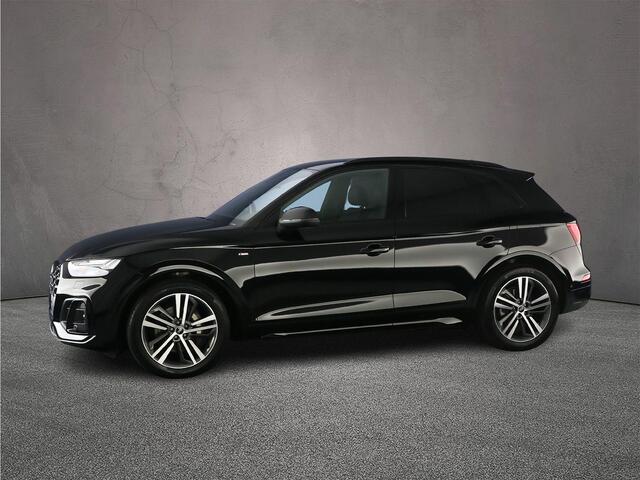 Audi Q5 55 TFSI e S edition | Luchtvering | Matrix | Carplay | Comfortsleutel | Tour | Parking | City | Zwart optiek| 20 inch | OLED | Elekt.verstbare-stoelen-Memory |