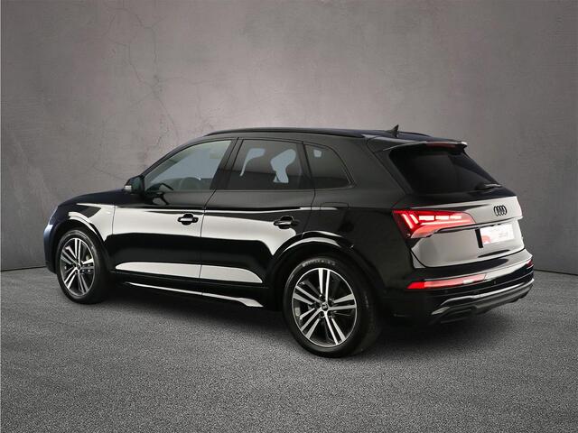 Audi Q5 55 TFSI e S edition | Luchtvering | Matrix | Carplay | Comfortsleutel | Tour | Parking | City | Zwart optiek| 20 inch | OLED | Elekt.verstbare-stoelen-Memory |