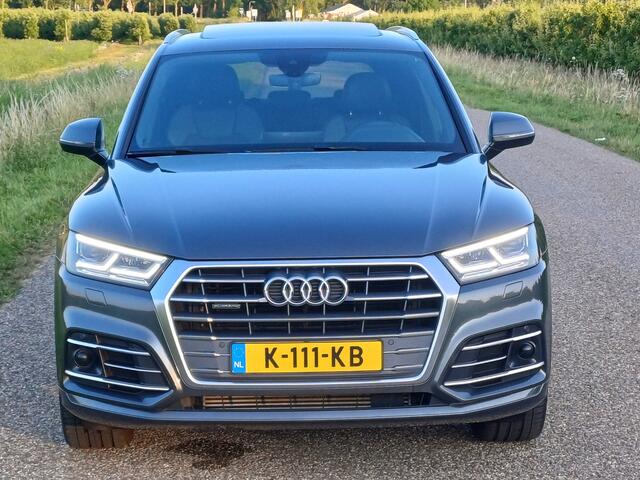 Audi Q5 2.0 TFSI quattro Sport S Line Black Edition /Pano/S-Line/B&O/Trekh./Camera/20"/Lage KM/