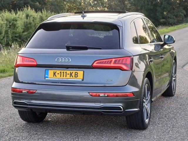 Audi Q5 2.0 TFSI quattro Sport S Line Black Edition /Pano/S-Line/B&O/Trekh./Camera/20"/Lage KM/