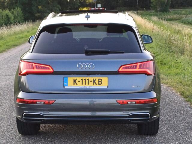 Audi Q5 2.0 TFSI quattro Sport S Line Black Edition /Pano/S-Line/B&O/Trekh./Camera/20"/Lage KM/