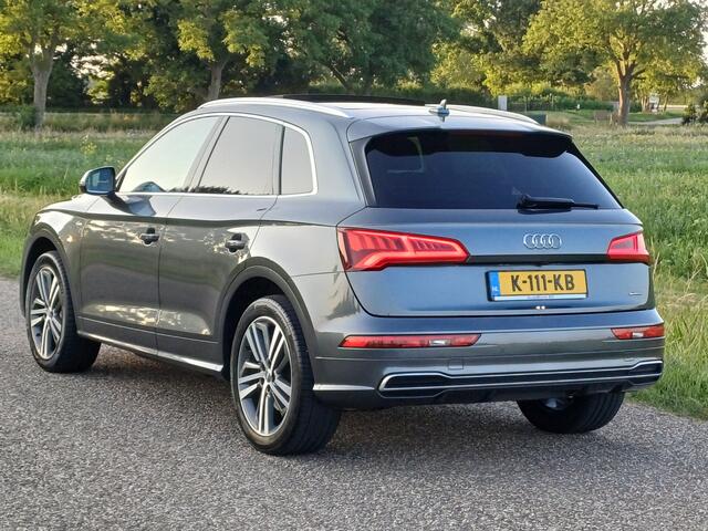 Audi Q5 2.0 TFSI quattro Sport S Line Black Edition /Pano/S-Line/B&O/Trekh./Camera/20"/Lage KM/