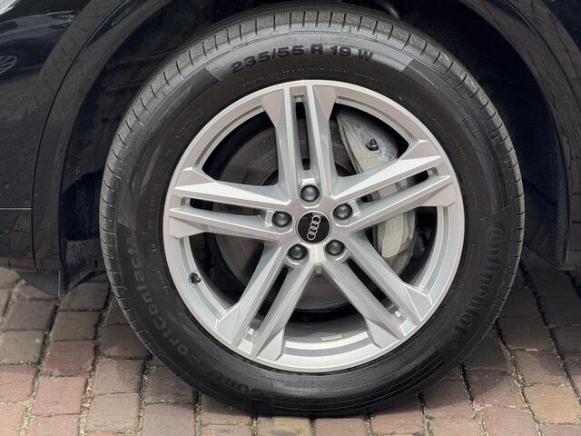 Audi Q5 55 TFSI e S edition