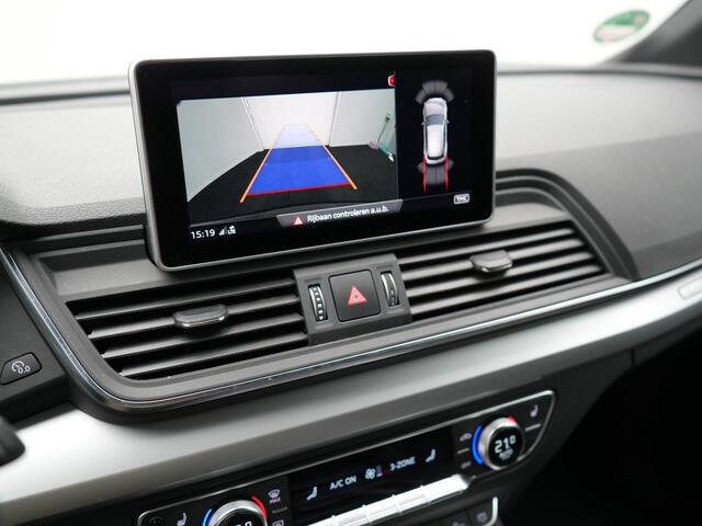 Audi Q5 50 TFSI e Quattro S Line Plug In Hybrid 299pk Dealer O.H PHEV | Alcantara Sportstoelen Verwarmd | Virtual Cockpit | Camera | Navi Plus | BLIS | LED | DAB |