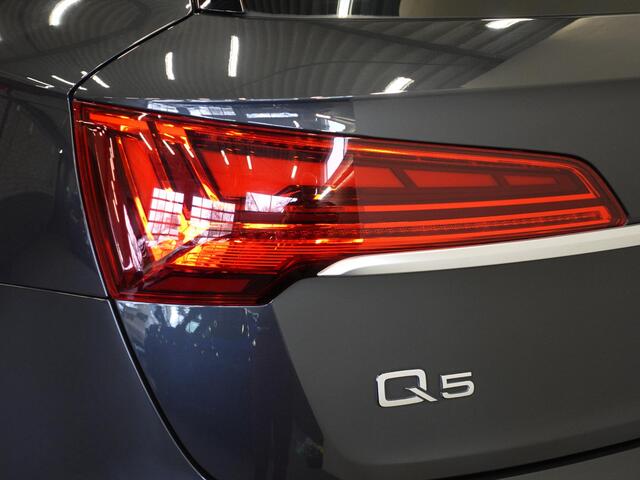 Audi Q5 50 TFSIe PHEV Pro Line Audi Q5 50 TFSI e Pro Line | Navigatie | Apple Carplay/Android Auto | Adaptive Cruise Control | Parkeersensoren | Camera | Elektrische achterklep | LED | Stoelverwarming