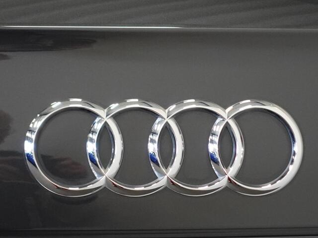 Audi Q5 50 TFSIe PHEV Pro Line Audi Q5 50 TFSI e Pro Line | Navigatie | Apple Carplay/Android Auto | Adaptive Cruise Control | Parkeersensoren | Camera | Elektrische achterklep | LED | Stoelverwarming
