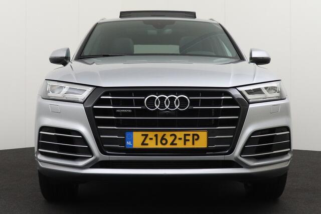 Audi Q5 55 TFSI-e 252 PK S-Line Competition Pano-dak Bang&Oluf Trekhaak