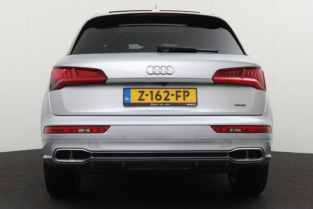 Audi Q5 55 TFSI-e 252 PK S-Line Competition Pano-dak Bang&Oluf Trekhaak