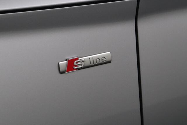 Audi Q5 55 TFSI-e 252 PK S-Line Competition Pano-dak Bang&Oluf Trekhaak