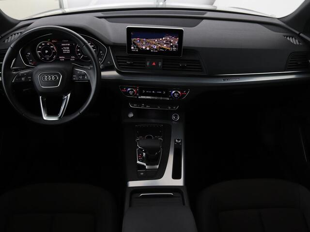 Audi Q5 50 TFSI e quattro S edition | Stoelverwarming | Adaptive cruise | Camera | Navigatie | Full LED | Virtual Cockpit | Climate control | Parkeerhulp