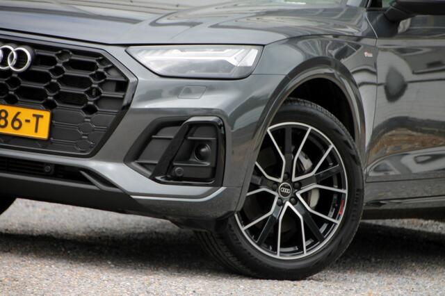 Audi Q5 50 TFSIe S Edition Competition - 299 pk **Pano / Trekhaak