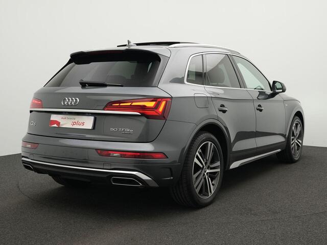 Audi Q5 50 TFSI e 299 pk S-tronic S edition / S-Line | Panoramadak | Luchtvering | Fijnnappa Leder | Geheugenstoel | Matrix LED