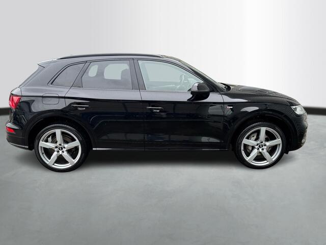 Audi Q5 50 TFSI e quattro 299pk S edition / PDC V+A / Achteruitrijcamera / Stoelverwarming