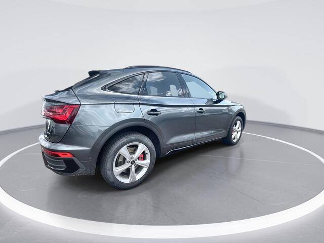 Audi Q5 Sportback 55 TFSIe 270kW/367PK S Line · Panoramadak · Leder · Trekhaak · Garantie tot september 2029 of 100000km.
