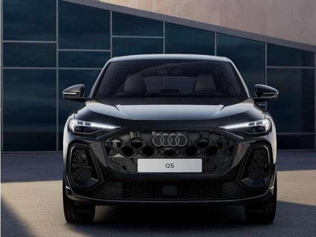 Audi Q5 Sportback S edition Competition 2.0 TFSI e | 367 PK | 21 inch velgen | Adaptieve luchtvering | Panorama glasdak | Privacy glas | Zwart Optiek |