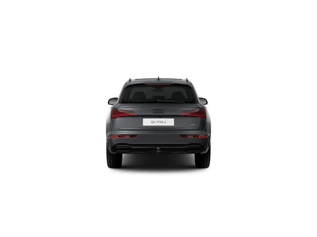 Audi Q5 50 TFSI e S edition Competition 299pk | Panoramadak | Assistent tour pakket | Wegklapbare trekhaak | B&O Audio
