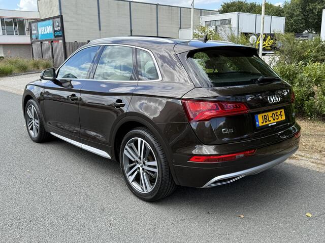 Audi Q5 2.0 TFSI quattro 252PK S-LineoPanooLeder