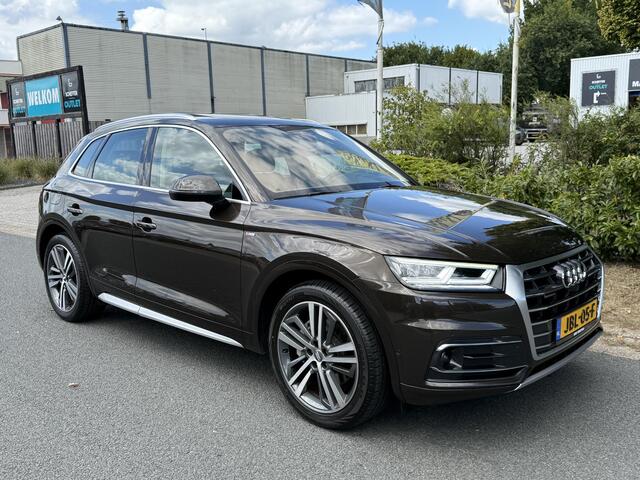 Audi Q5 2.0 TFSI quattro 252PK S-LineoPanooLeder