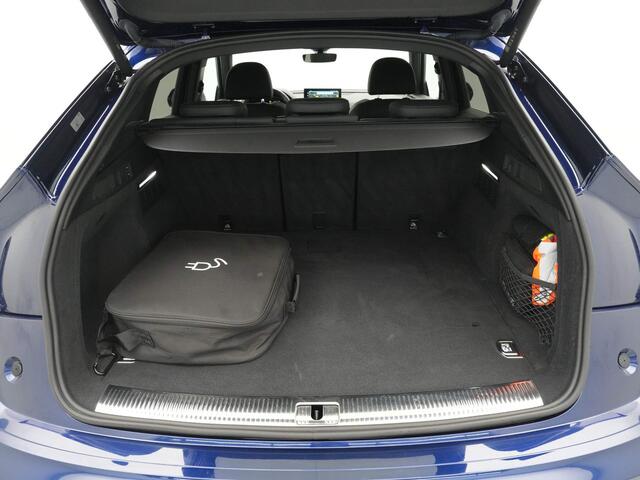 Audi Q5 Sportback 50 TFSI e 265pk S-Tronic S Line edition Luchtvering Navigatie Luchtvering Camera Stoelverwarming